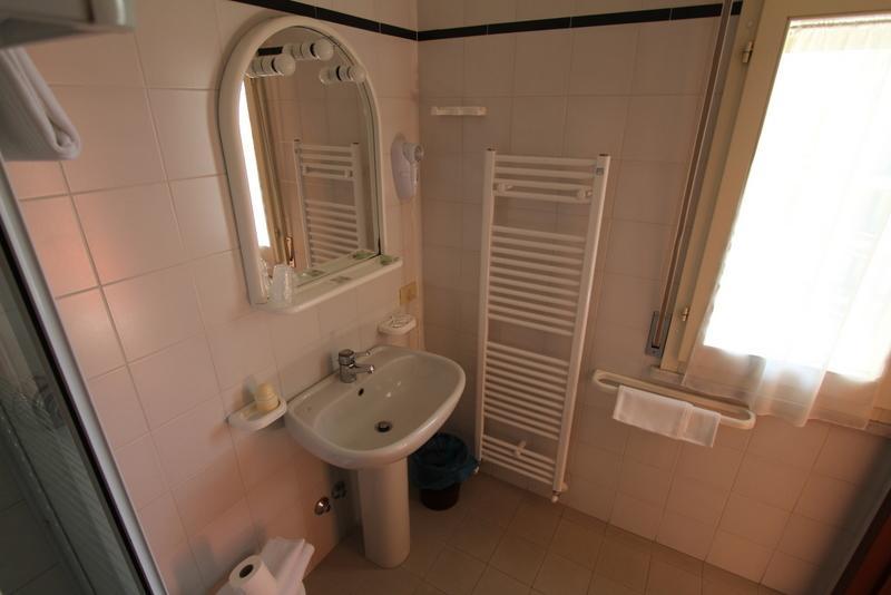 Hotel Montecarlo Lido di Camaiore Dış mekan fotoğraf