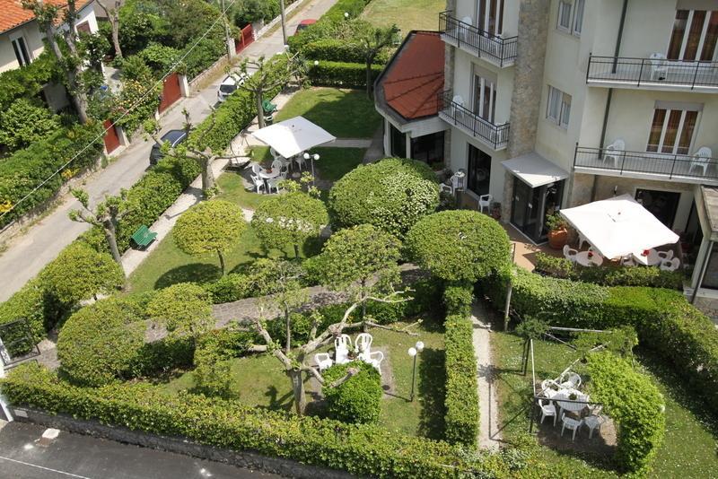 Hotel Montecarlo Lido di Camaiore Dış mekan fotoğraf