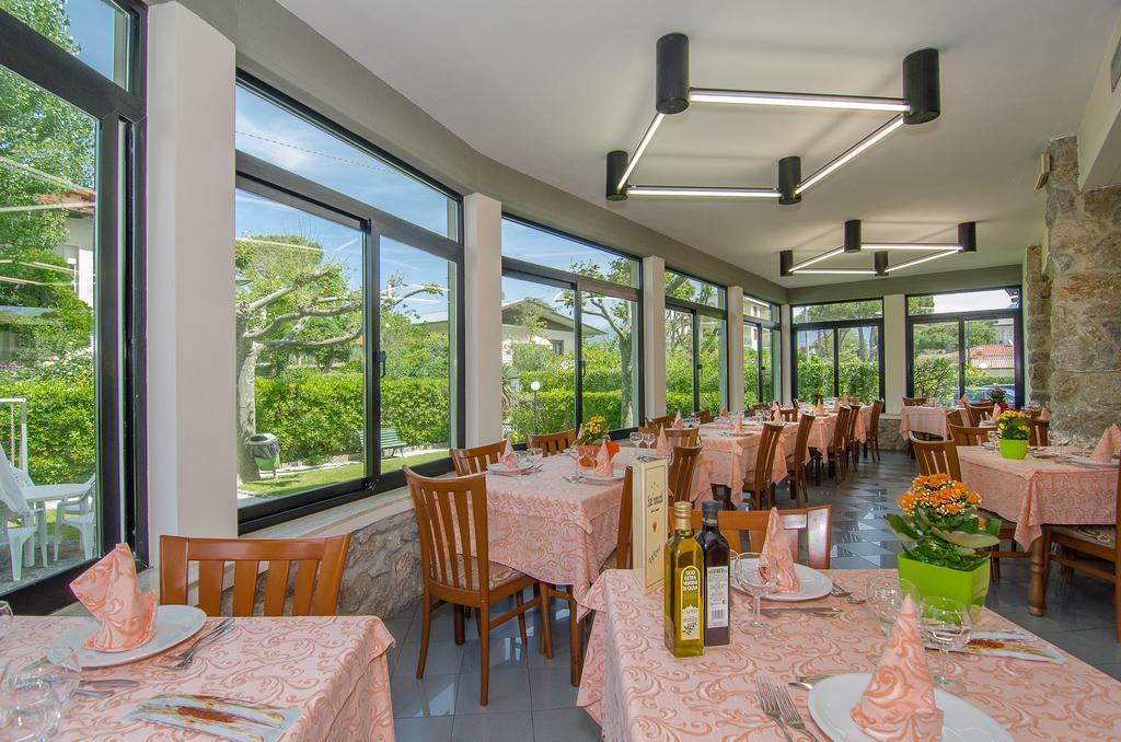 Hotel Montecarlo Lido di Camaiore Dış mekan fotoğraf